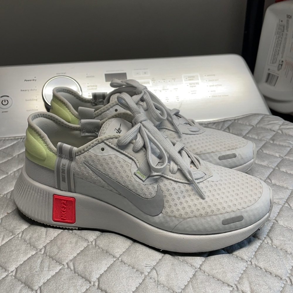 Womens Nikes